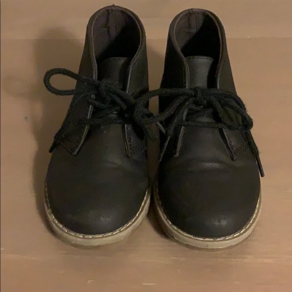 Children’s Place Black Boots - Toddler’s Size 10 - Picture 3 of 4